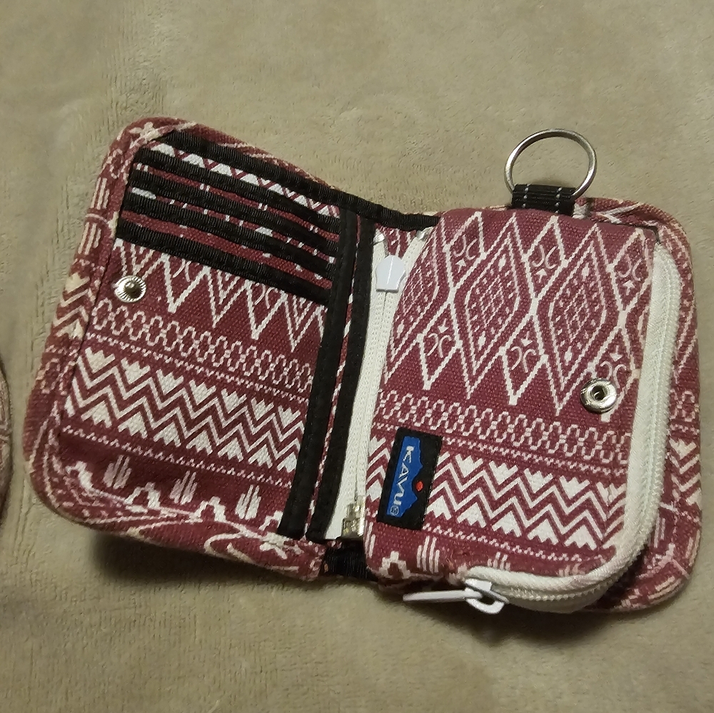 KAVU - Picture 5 of 7